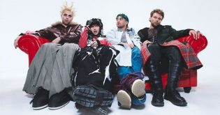 UMusic - 5 Seconds of Summer in Canada Contest